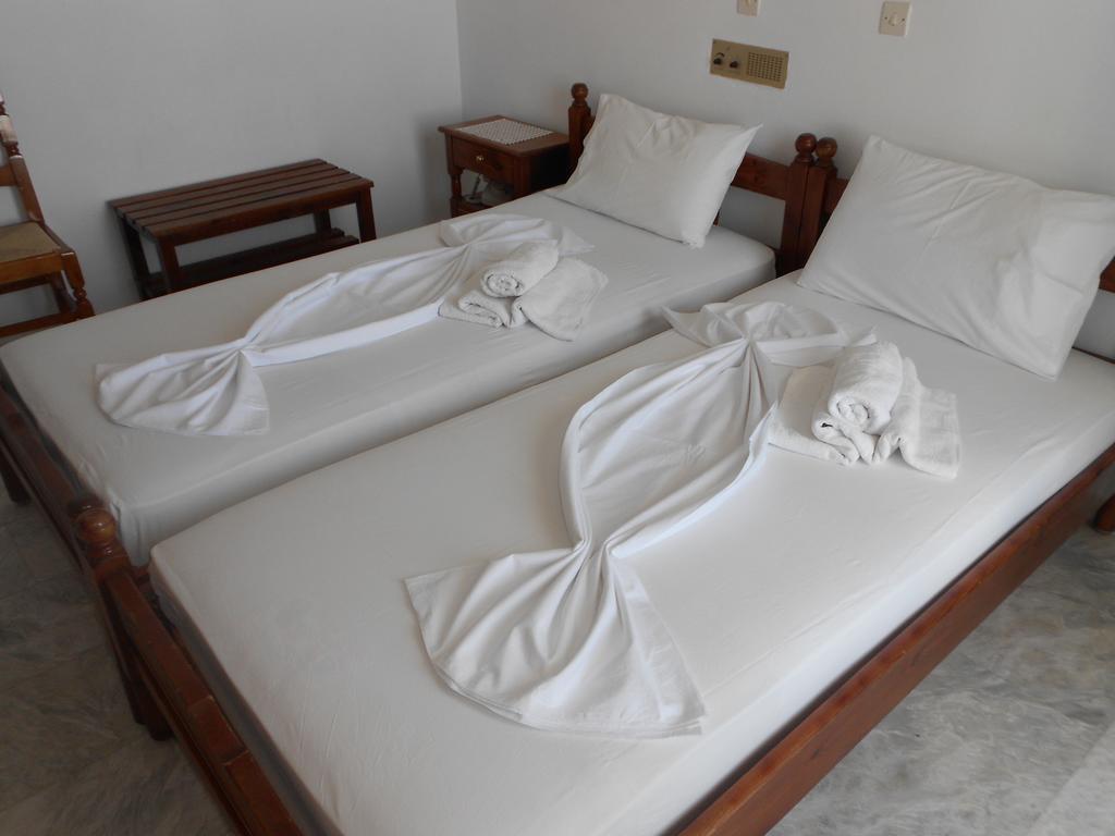 Zorbas Hotel Піфагорея Номер фото