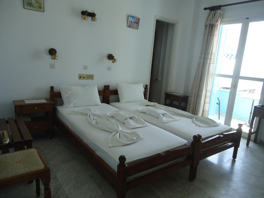 Zorbas Hotel Піфагорея Номер фото