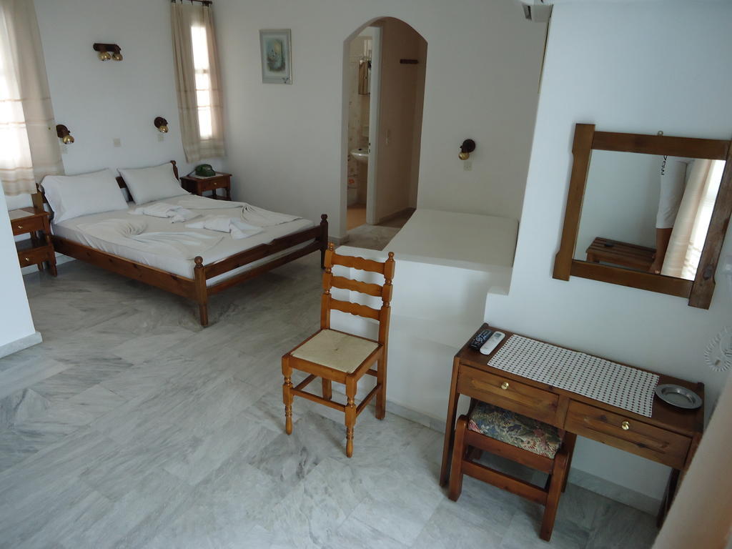 Zorbas Hotel Піфагорея Номер фото